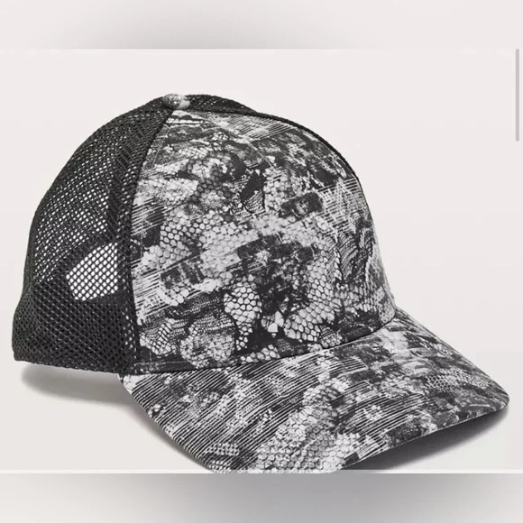 NWT Rare Lululemon City Adventurer Hat - Picture 2 of 5